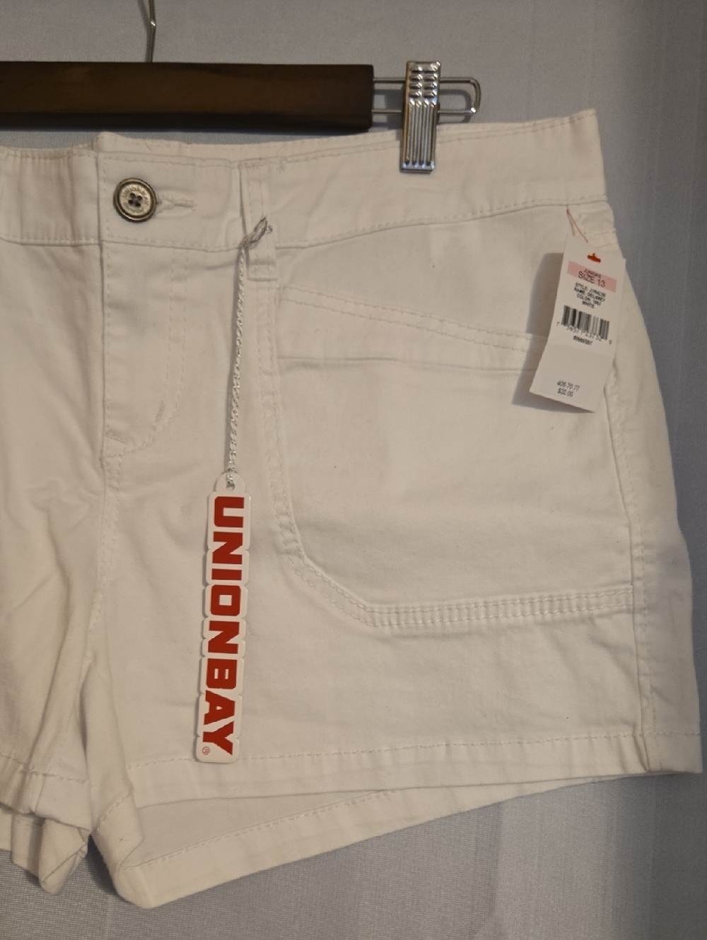 UNIONBAY White Delaney Jean Shorts Sz 13 NWT - Picture 2 of 7